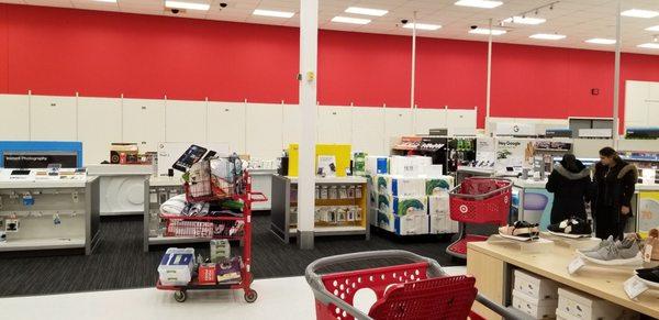 Target, 12197 Sunset Hills Rd, Reston, VA 20190, US - MapQuest