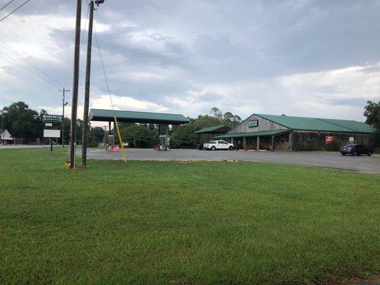 Morehead's Country Store