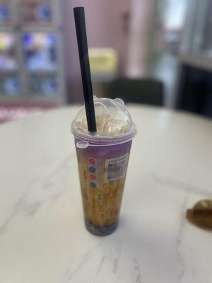 Fire crème brûlée milk, tea