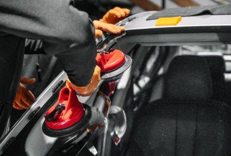 Mobile windshield replacement done right by Summerlin Mobile Auto Glass fast, efficient, and on-site service you can count on.