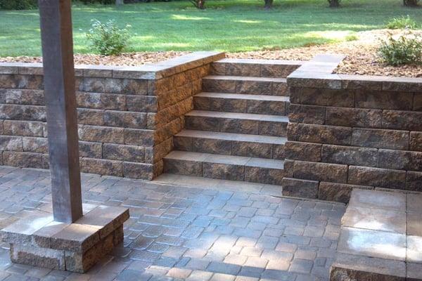 Retaining Wall and Steps, Eagan, MN