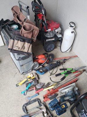 D. Wallace Handy Services