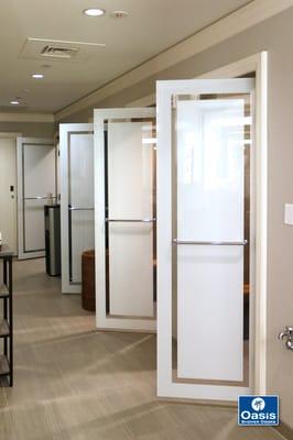 The Belmont Country Club features Oasis Shower Doors treated with Alice® direct to glass imprinted Doors.