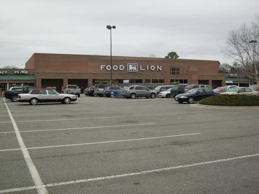 Food Lion in Goochland on Fairgrounds Rd.