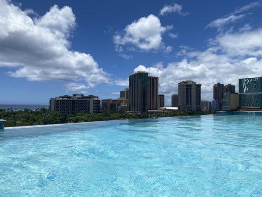 Marriott Vacation Club Infinity Pool