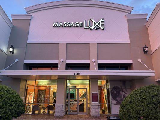 MassageLuXe