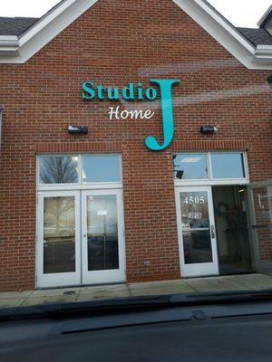 Studio J