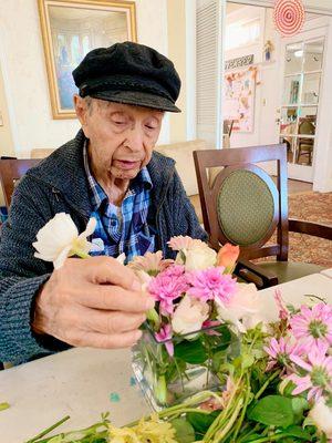 Weekly Flower Design Class at AG!