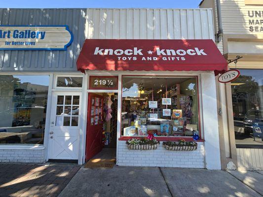 Knock Knock Toys and Gifts