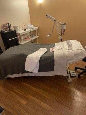 Hand & Stone Massage and Facial Spa