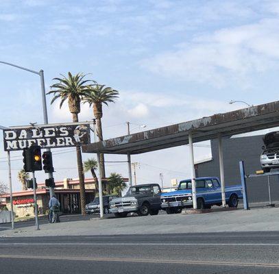 Dale's Muffler