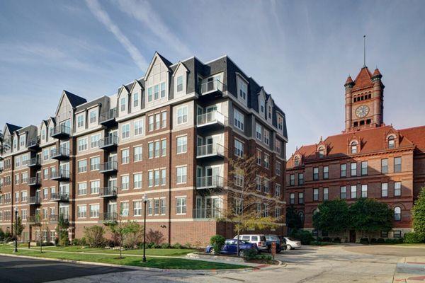 Courthouse Square Apartments