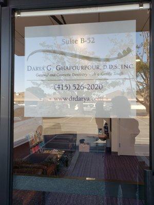 Darya G Ghafourpour, DDS