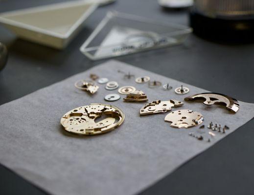 Omega watch service
