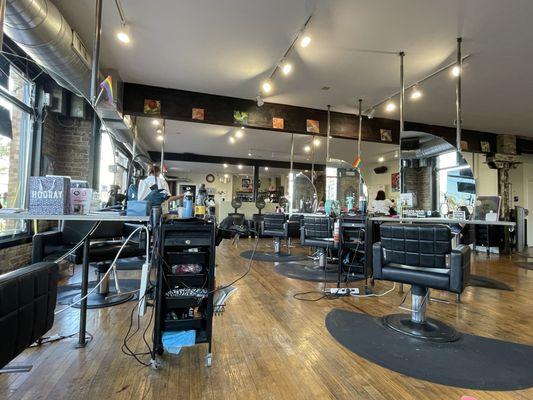 Milios Hair Studio