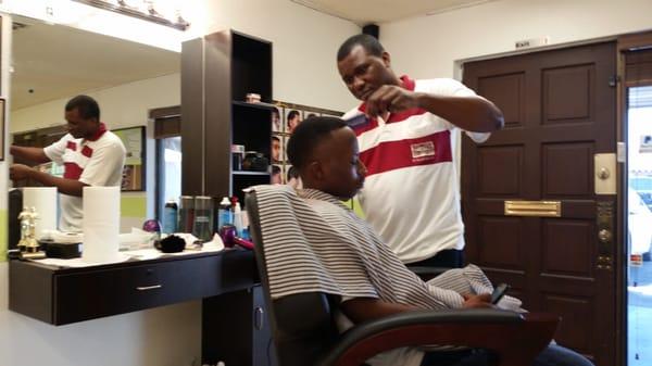 New York & Arizona Style Barber Shop