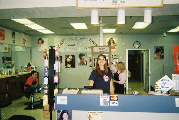 Just Style'n Hair Cutters