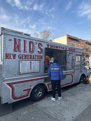 Nio’s Trinidad Roti