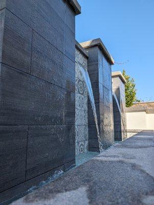 Adventure Pool & Spa