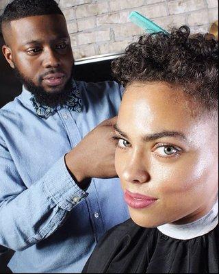 Innovative cutting redefining individuality at No Grease Premium barbershop.