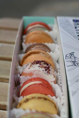 Box of 8 Macarons