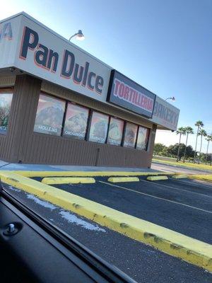 Kali's Tortilleria and Bakery