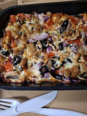 Pizza Bowl with sausage, pepperoni, mushrooms, onions and olives!
