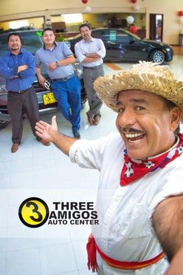 Jilijondio taking selfies.