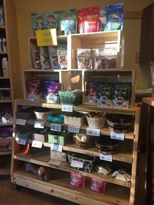 Green Bulldog Dog Wash and Spa