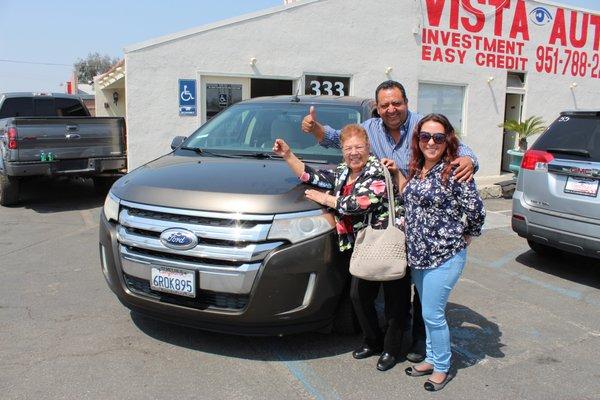 Happy customer Maria, with her new 2011 Ford Edge. Congrats! Thank you for your business.