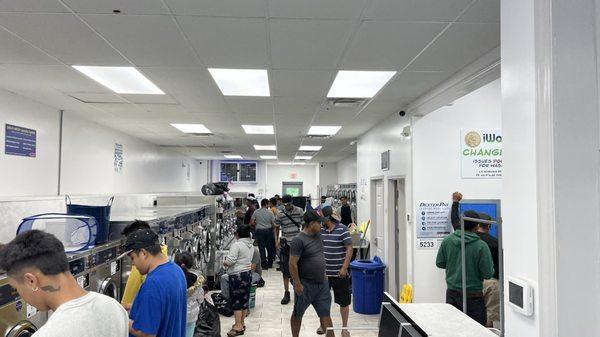 iWash 365 Laundry Clinton