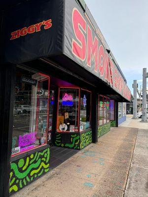 Ziggy's Smoke Shop