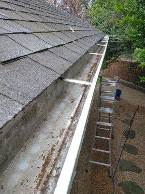 Storekeeper Power Washing and Graffiti Removal