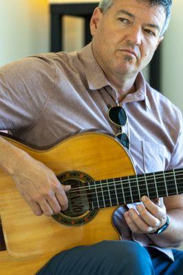 Daniel Fríes Spanish & Flamenco Guitar