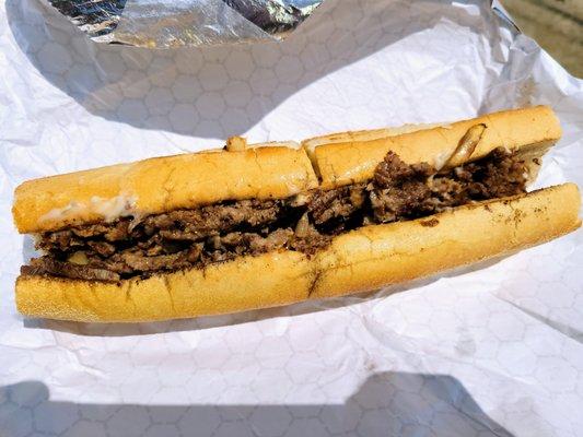 The Traditional Philly w/ American, onions, & mushrooms