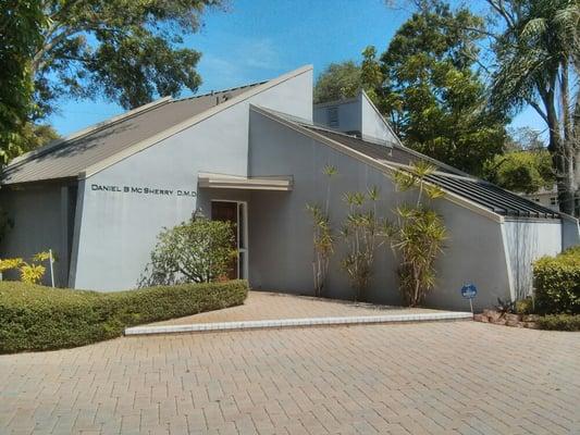 McSherry Daniel B, DMD