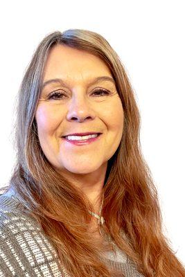 Cindy Bell - Coe Realty