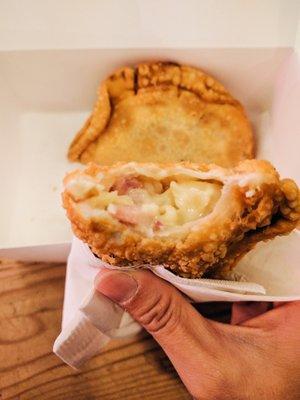 Mac & Cheese Empanada