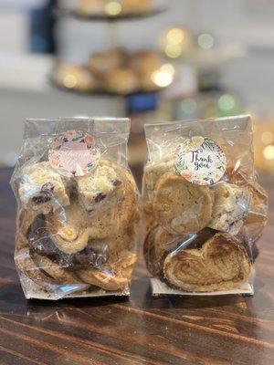 Mixed party favor cookies