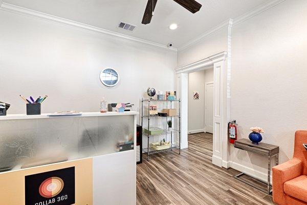 A beautiful front office / lobby.