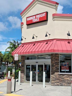 Harbor Freight Tools