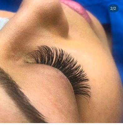 Eyelash extensions classic style