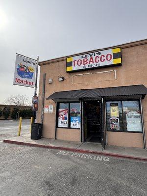Levi's Tobacco & More