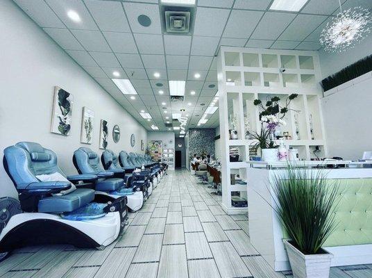 2023 we're the new management. Welcome to all :)