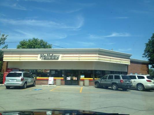 A humble, potentially neglected Holiday station. Should probably be called "Monday" instead of "Holiday"