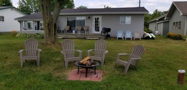 Portage Lake Lakefront Vacation