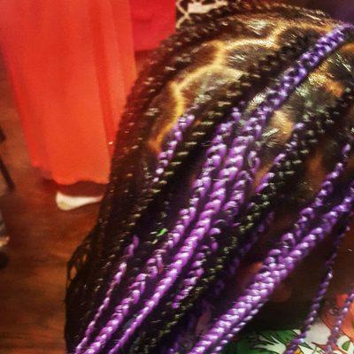 Individuals with hair fed in. These are a great alternative to traditional box braids, the feed in method has far less tension.