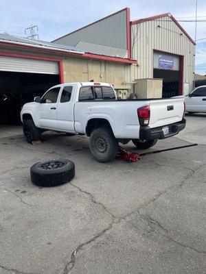 Good work & they take care of customers.