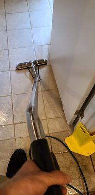 Cleaning Tile & Grout in Happy Valley Oregon