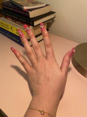 B Bi Too Nails